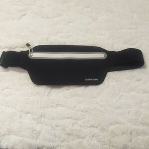 Team beachbody 30 day breakaway running belt Unused